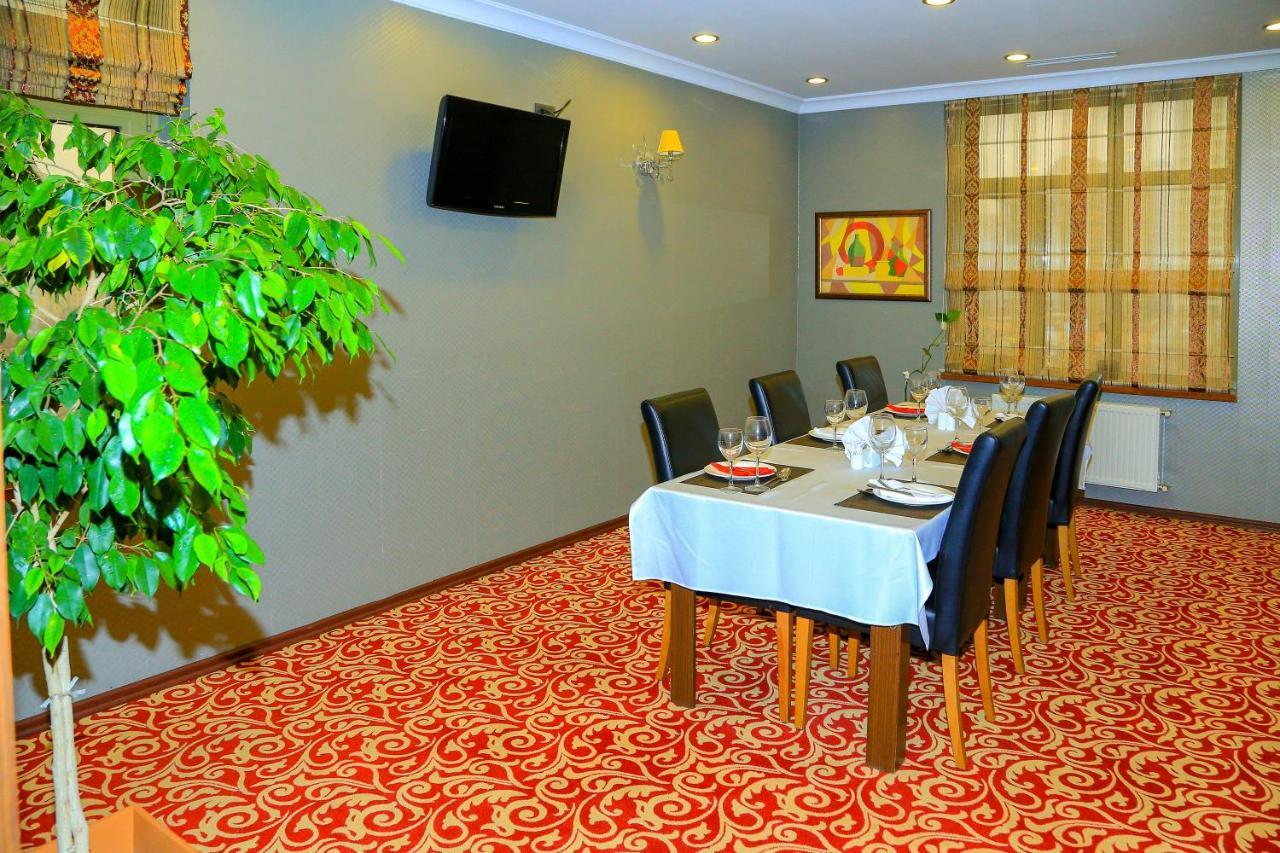 Central Park Baku Exterior photo