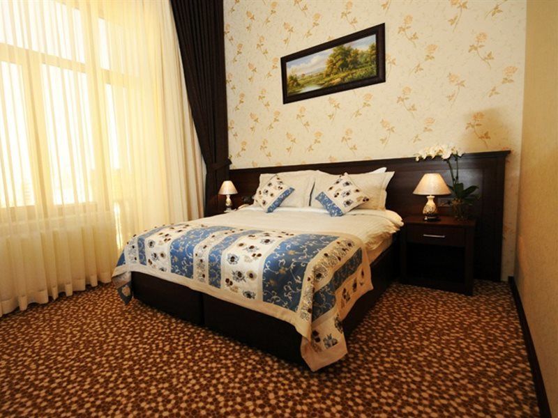 Central Park Baku Exterior photo